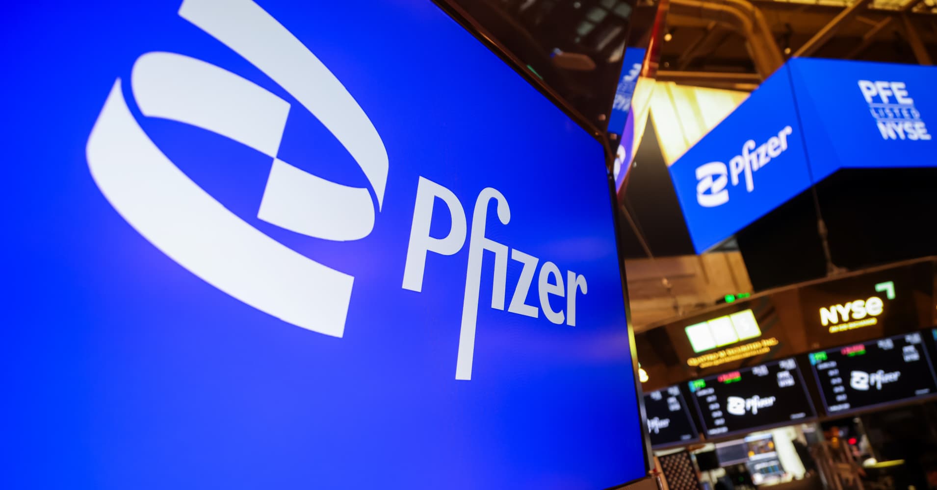 Pfizer tops estimates, hikes low end of revenue guidance on strength of Eliquis, other drugs