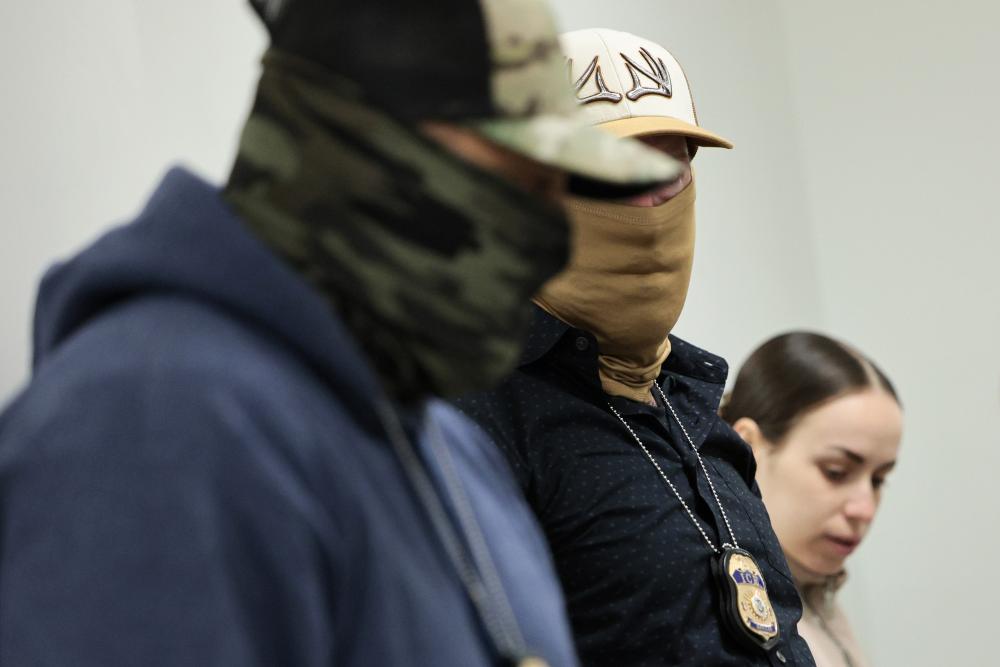 US federal judge blocks New York's ban on ICE officers wearing masks
