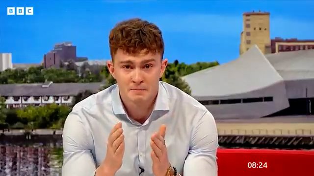Scottish athlete diagnosed with terminal cancer breaks down in tears making Andy Burnham plea