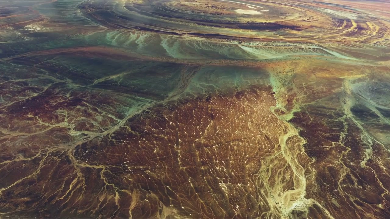 Richat Structure, Mauritania: Drone glides over Eye of Sahara