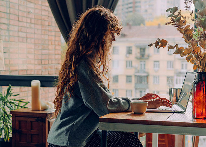 38 private investigators share the most bizarre things they’ve encountered