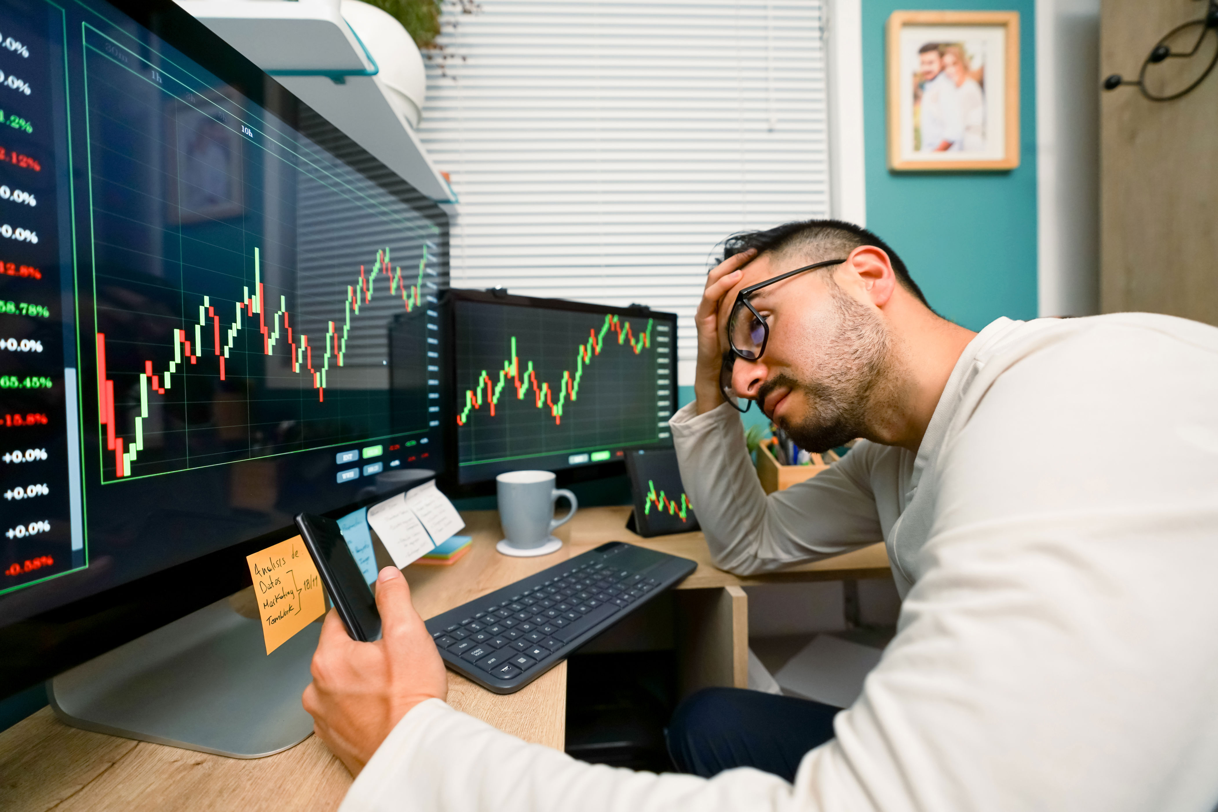 Solana just had a disappointing month. Is it still a buy?