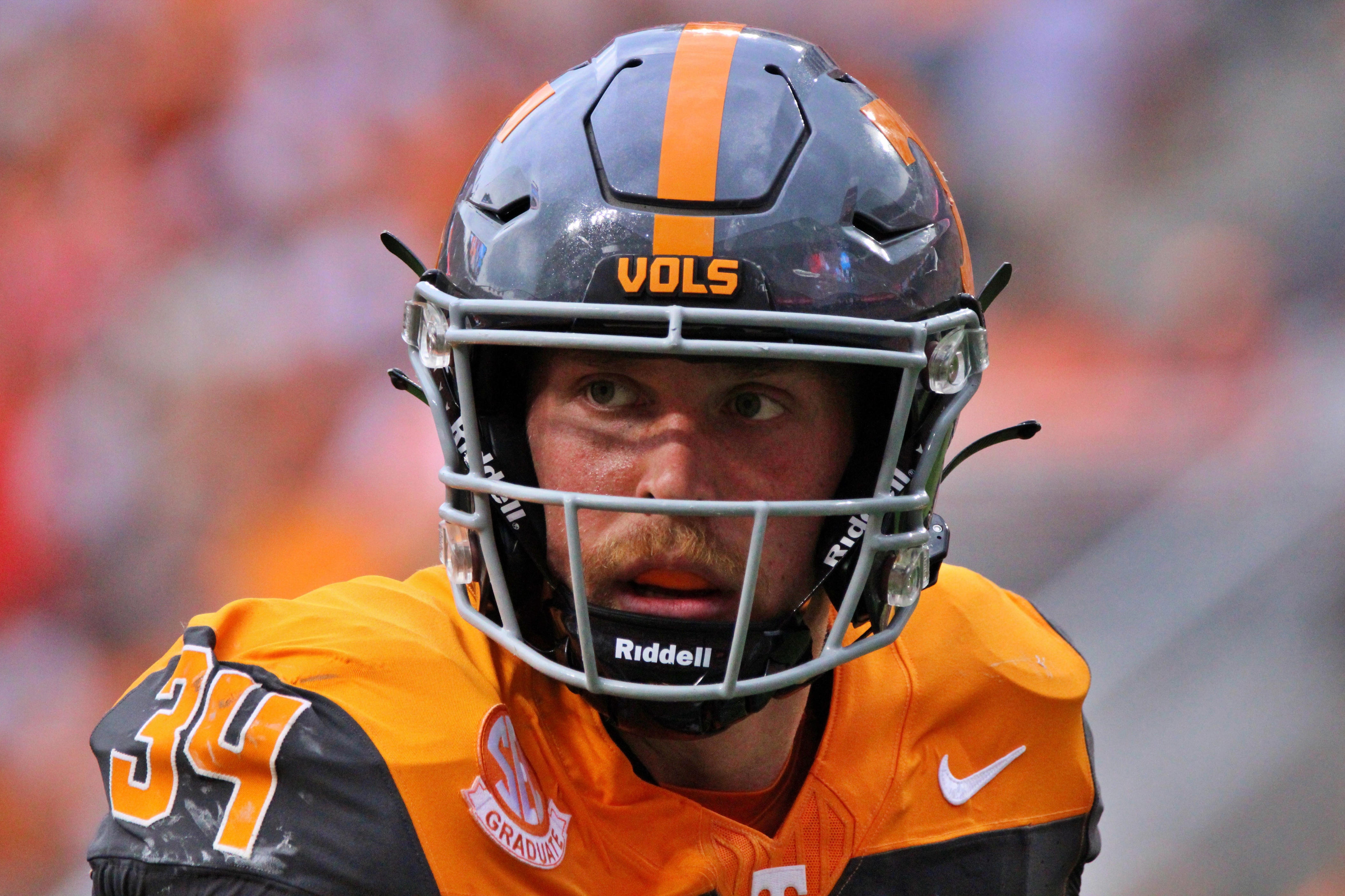 Green Bay signs former Tennessee tight end in NFL training camp
