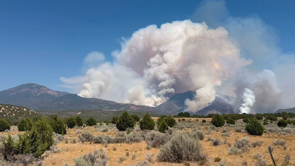 Evacuations ordered in Sevier County due to Widemouth 2 fire