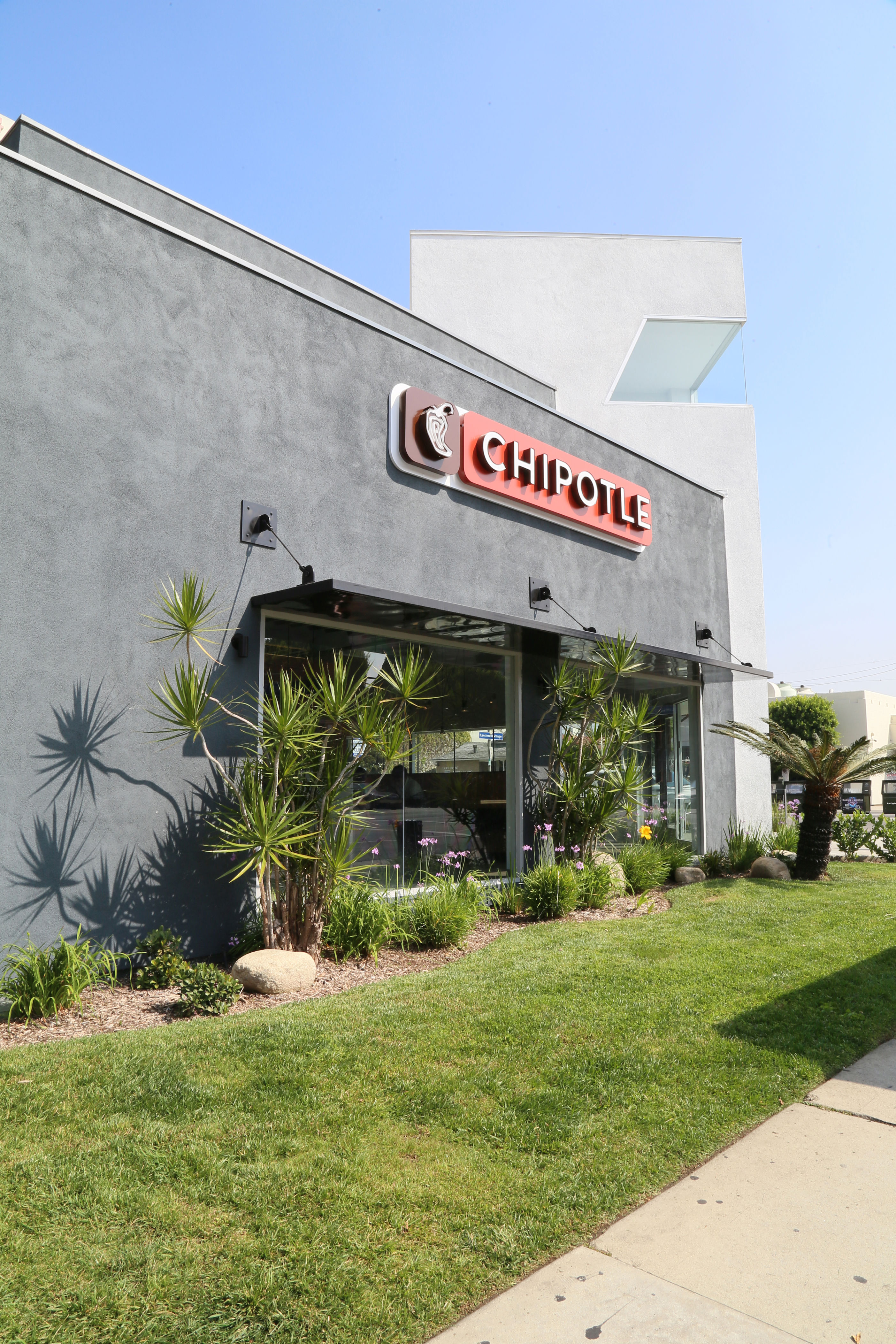 Why Chipotle stock was down on an up day
