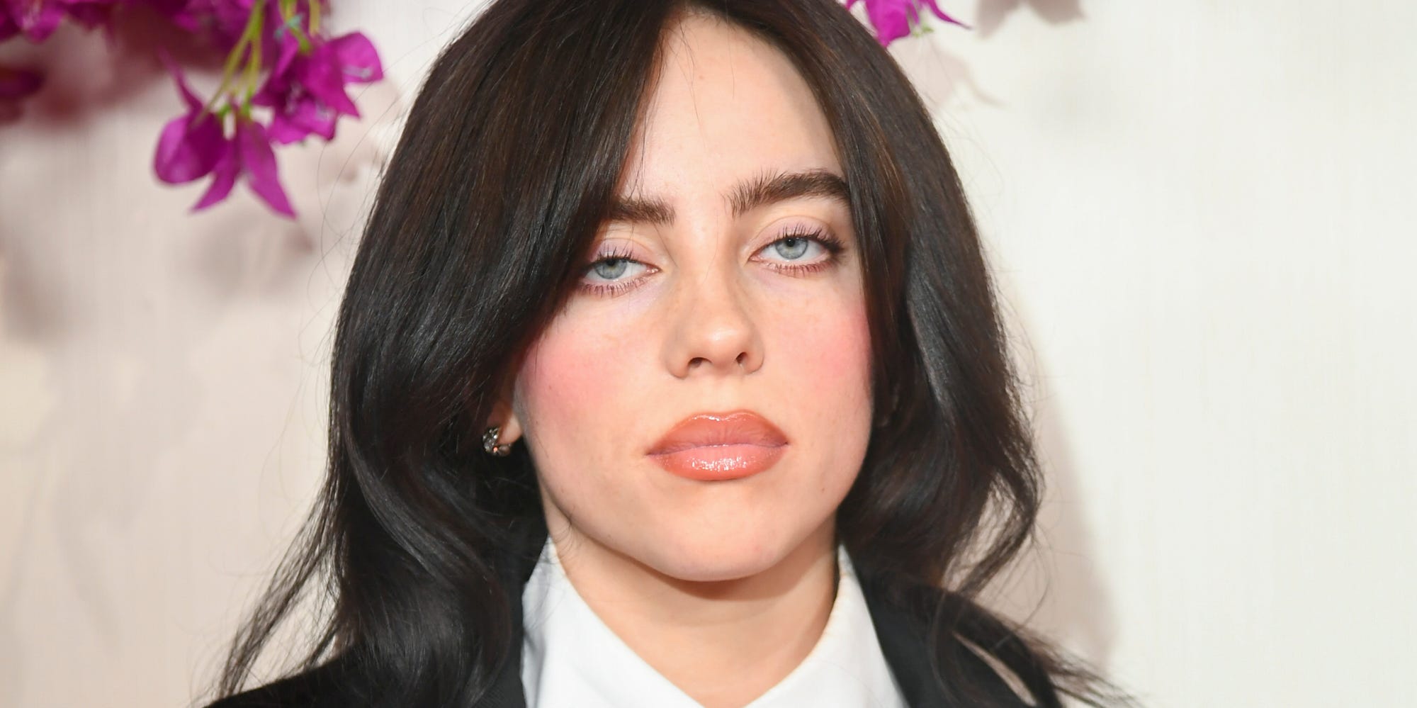 Billie Eilish looks nearly unrecognizable in first set photos from 'The Bell Jar'
