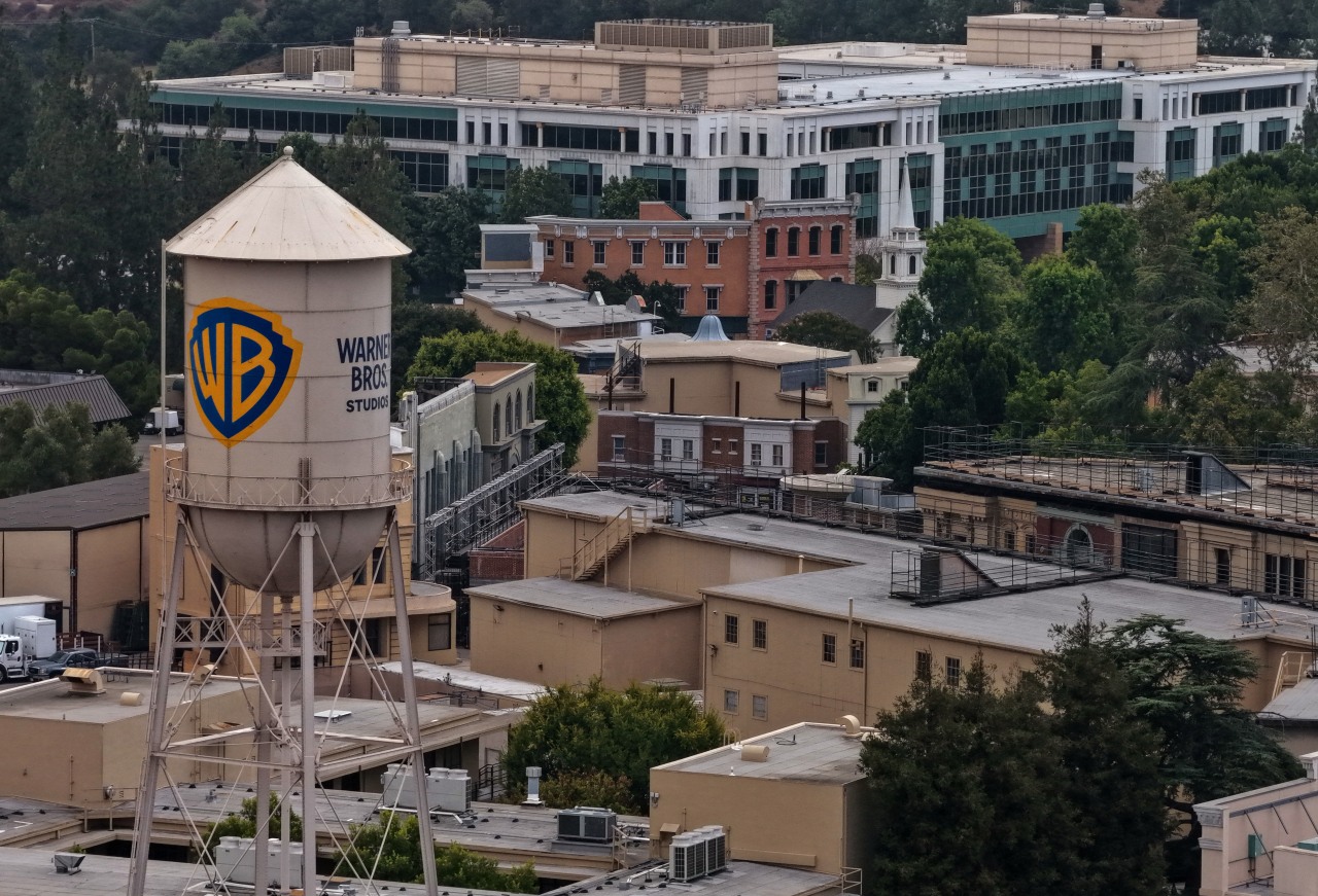 Antitrust trial over Paramount-Warner merger set for March