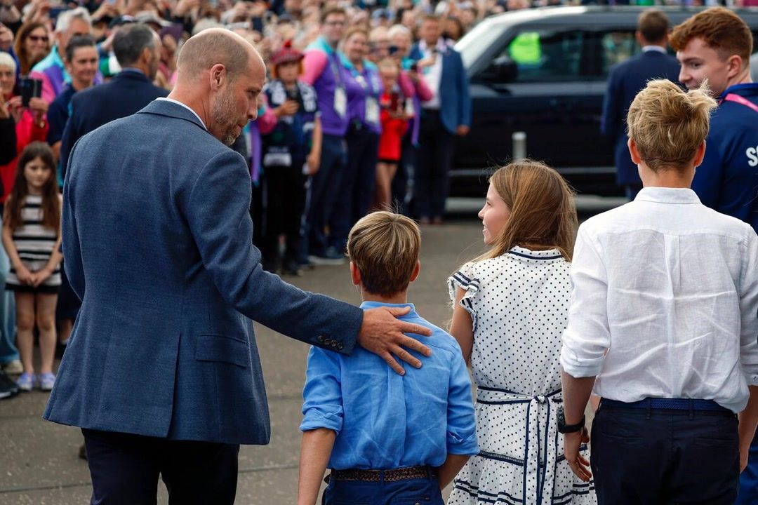 William and Kate praised for 'near-impossible' family achievement