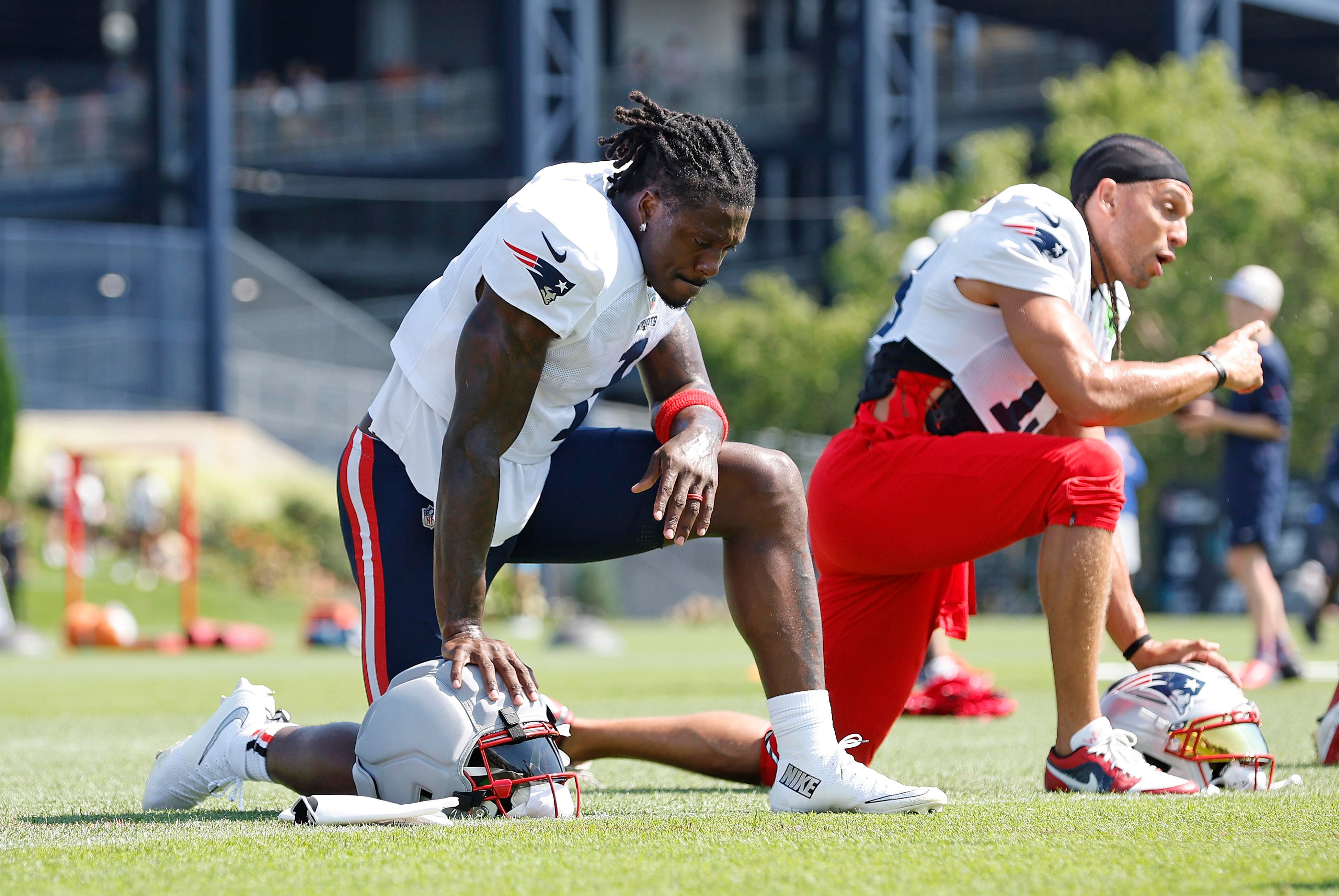 Patriots training camp recap: Big receivers shine in late-game situations