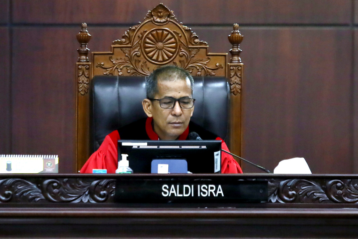 Momen Saldi Isra usir saksi ahli pihak sukarelawan Gibran di sidang MK ...