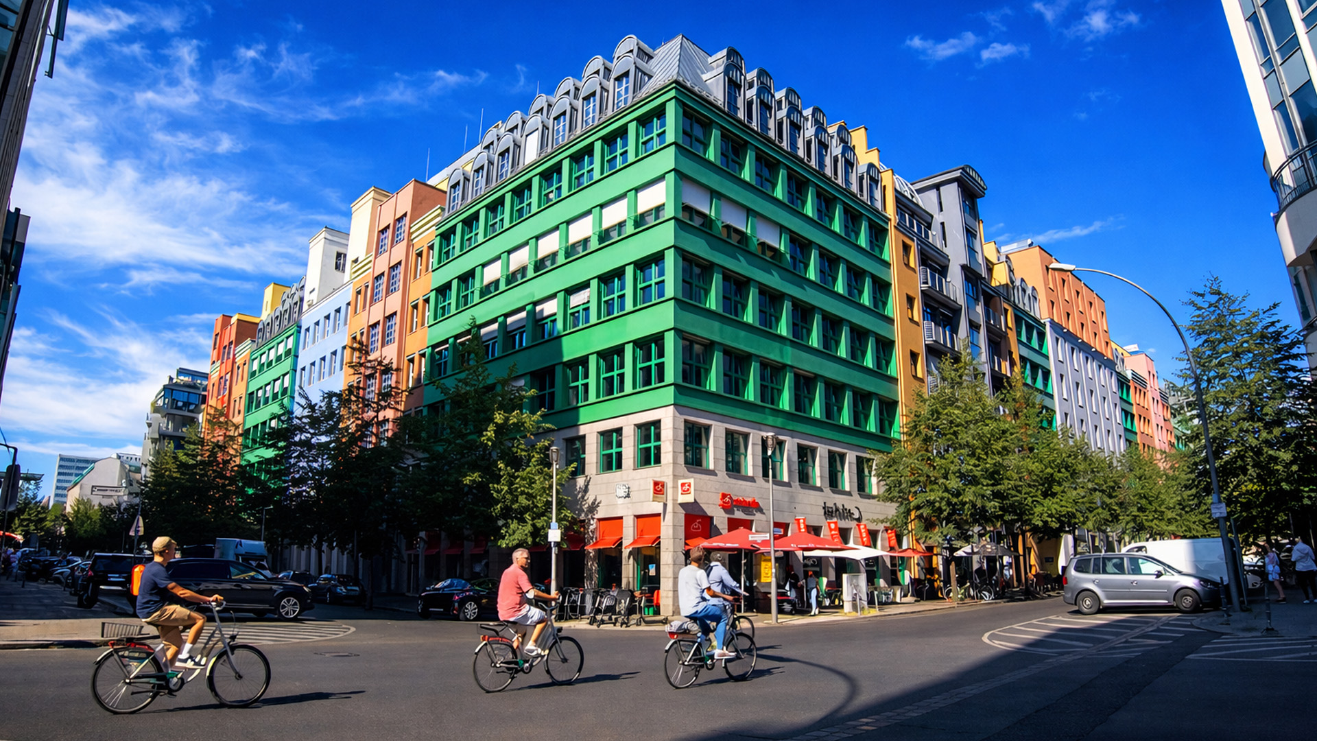 A colorful city block along Berlin’s busy cycling route (4K)