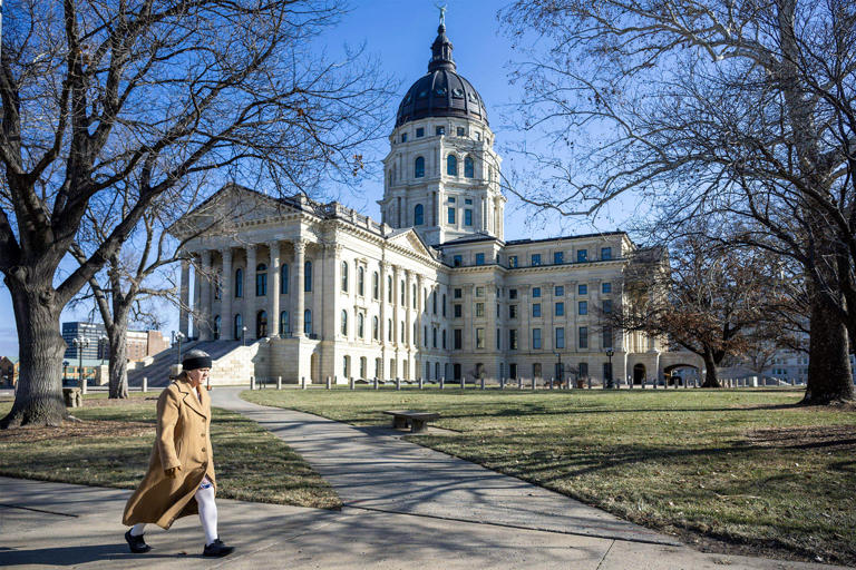 Kansas voters reject GOP-backed measure to directly elect state Supreme ...