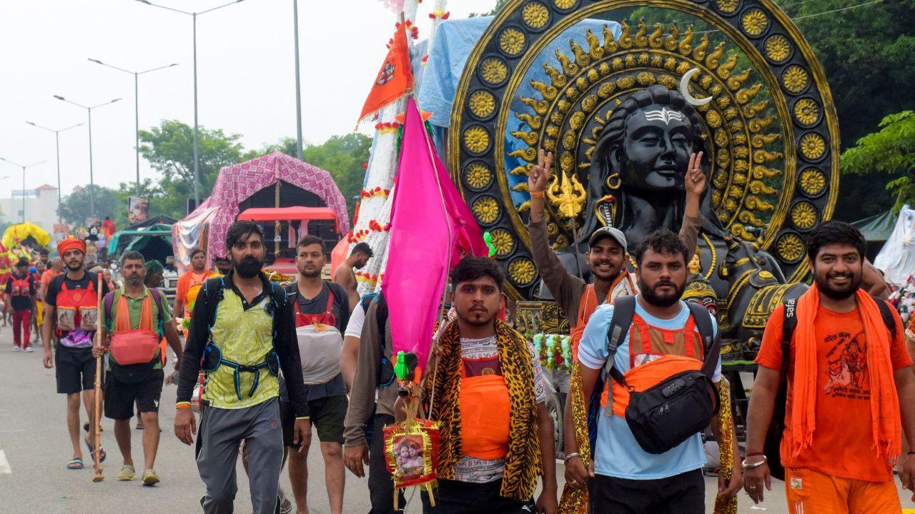 In photos kanwariyas undertake sacred journey during the annual Kanwar ...