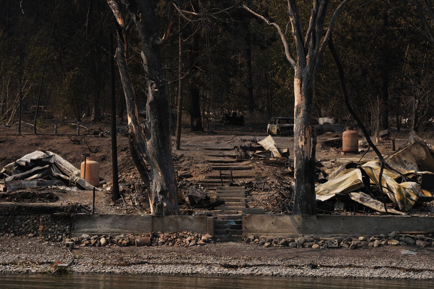 BC lakeside community in ruins as chief says 230 homes destroyed by ...