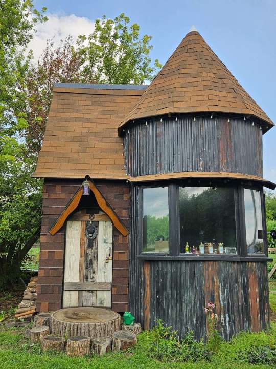 Noble County's ‘whimsical sheds' saved by BZA variance