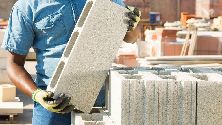 Cinder blocks vs poured concrete: Which is cheaper?