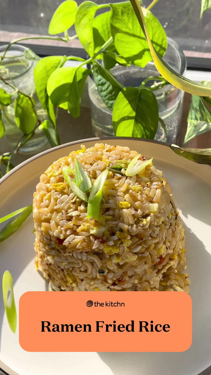 How to make fried rice with instant ramen