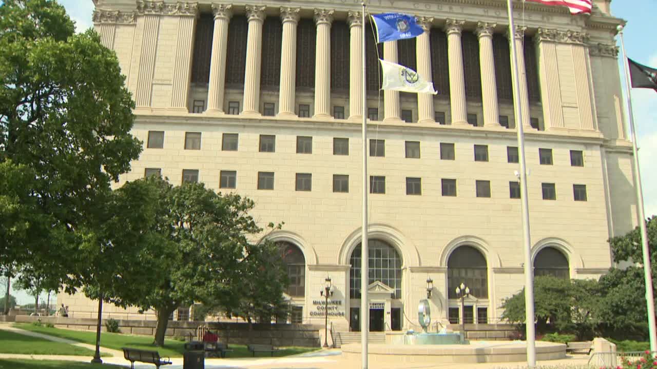 Child sex assault, longtime Milwaukee radio fixture accused