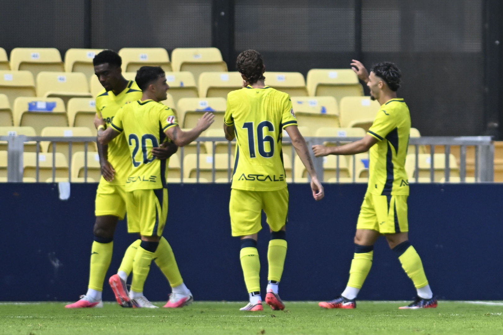 1-0. Costa da la victoria a Villarreal ante Levante en amistoso del ...