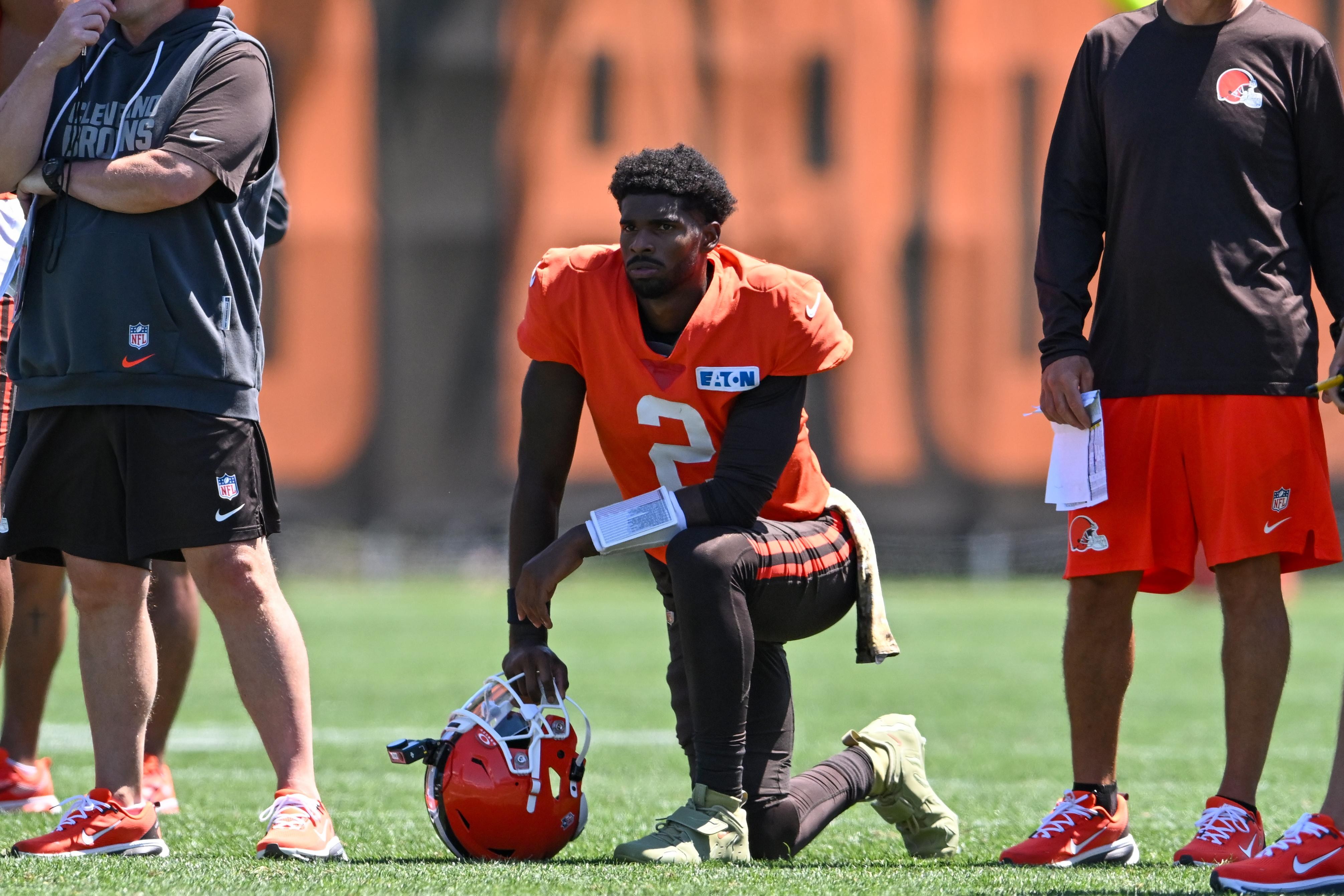 Cleveland Browns news: Hidden gems, legends, and oh, my, those bad QBs!