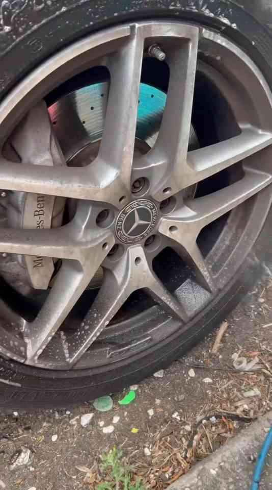 The detailing steps that make a car's exterior look remarkably clean