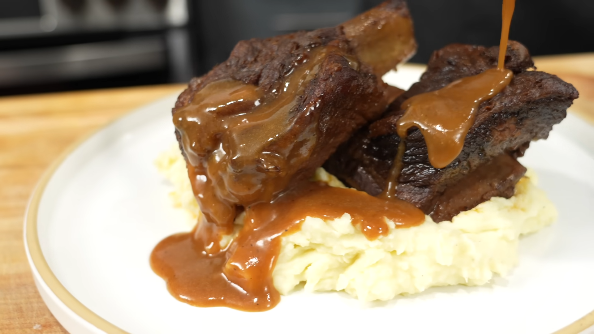 The secret to fall-off-the-bone beef short ribs starts with this one step