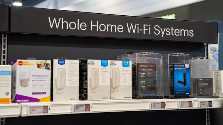 Not Google Nest, not Netgear: This is Amazon's best-selling mesh Wi-Fi ...