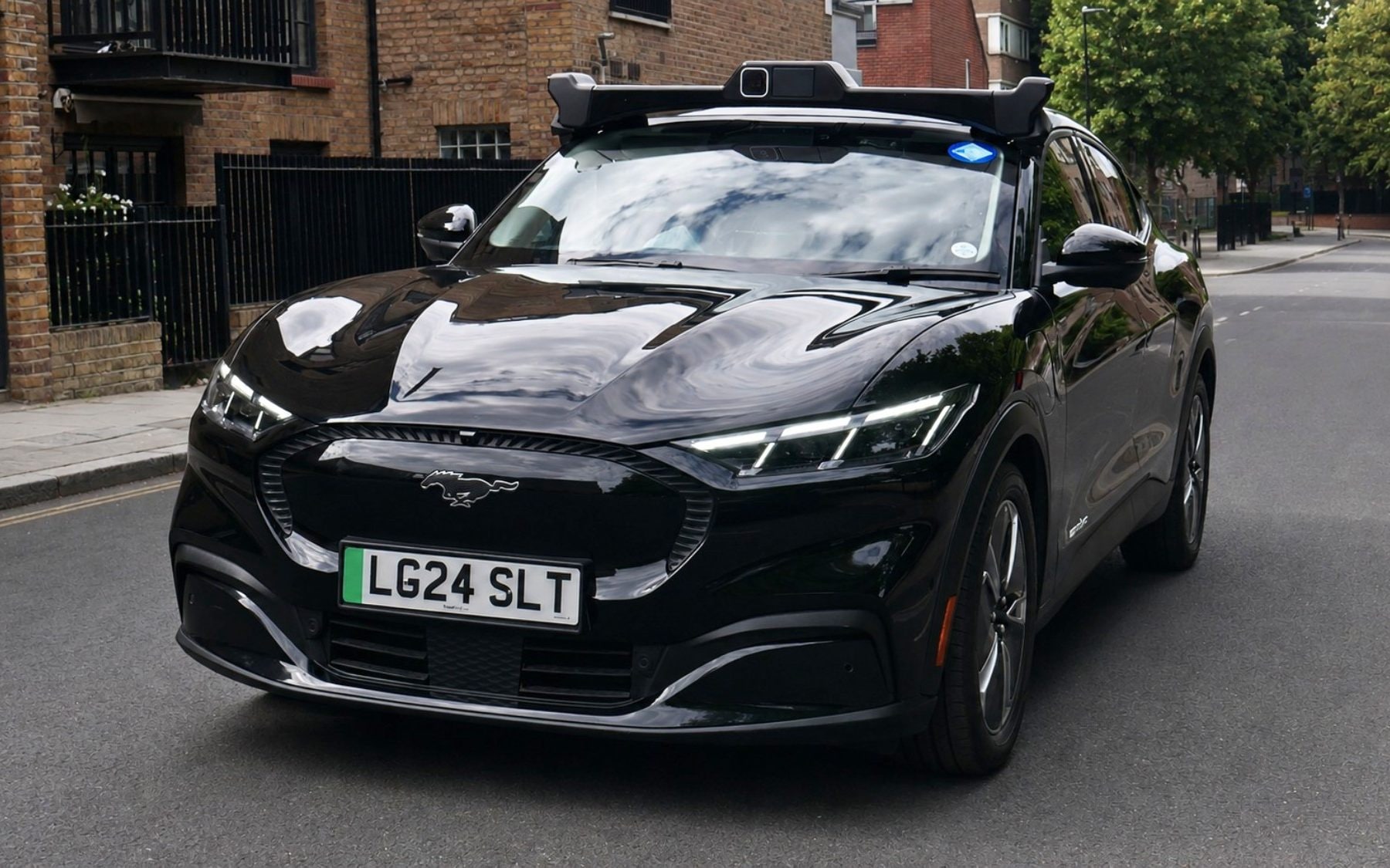 Self-driving Ubers to pick up Londoners within weeks