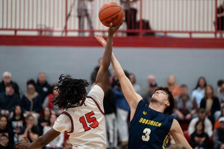 Flushing grad, star athlete dies in crash