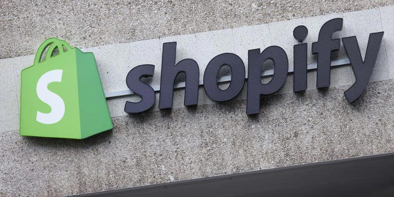Amazon and Shopify make starkly different moves in the brewing battle ...