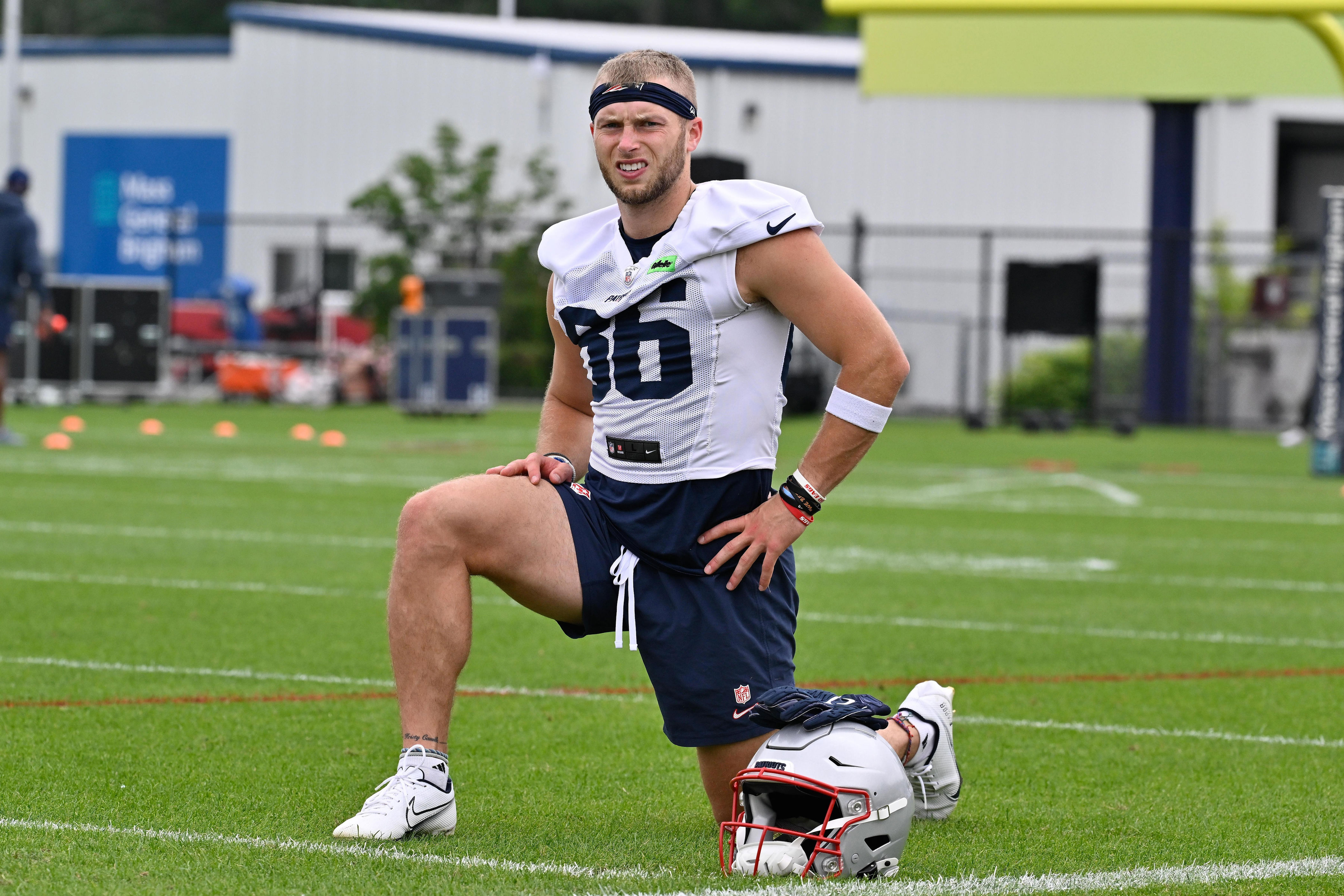 Patriots training camp recap: Walkthrough provides look at depth chart