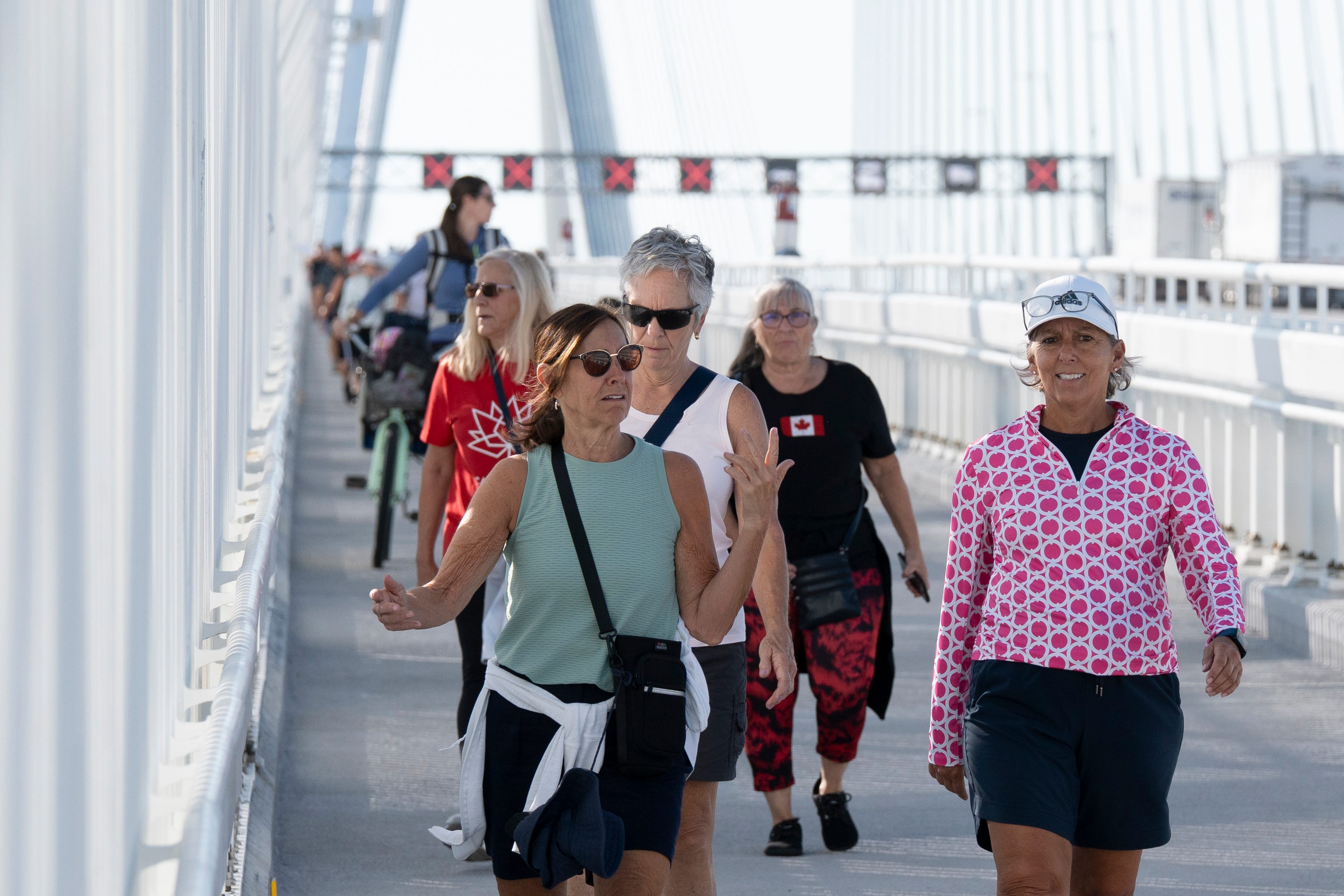 Gordie Howe Bridge releases 1st day numbers for walking, biking path
