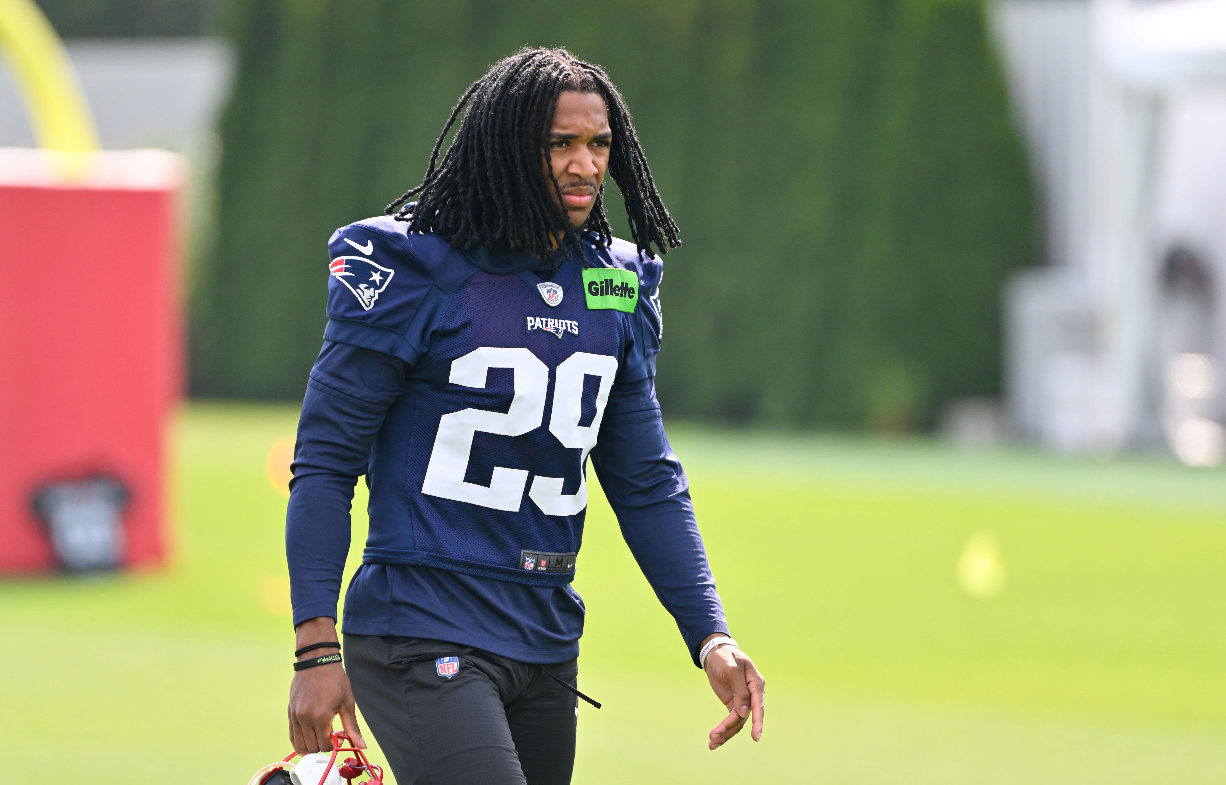 7 performances of note from the Patriots' 10th training camp practice