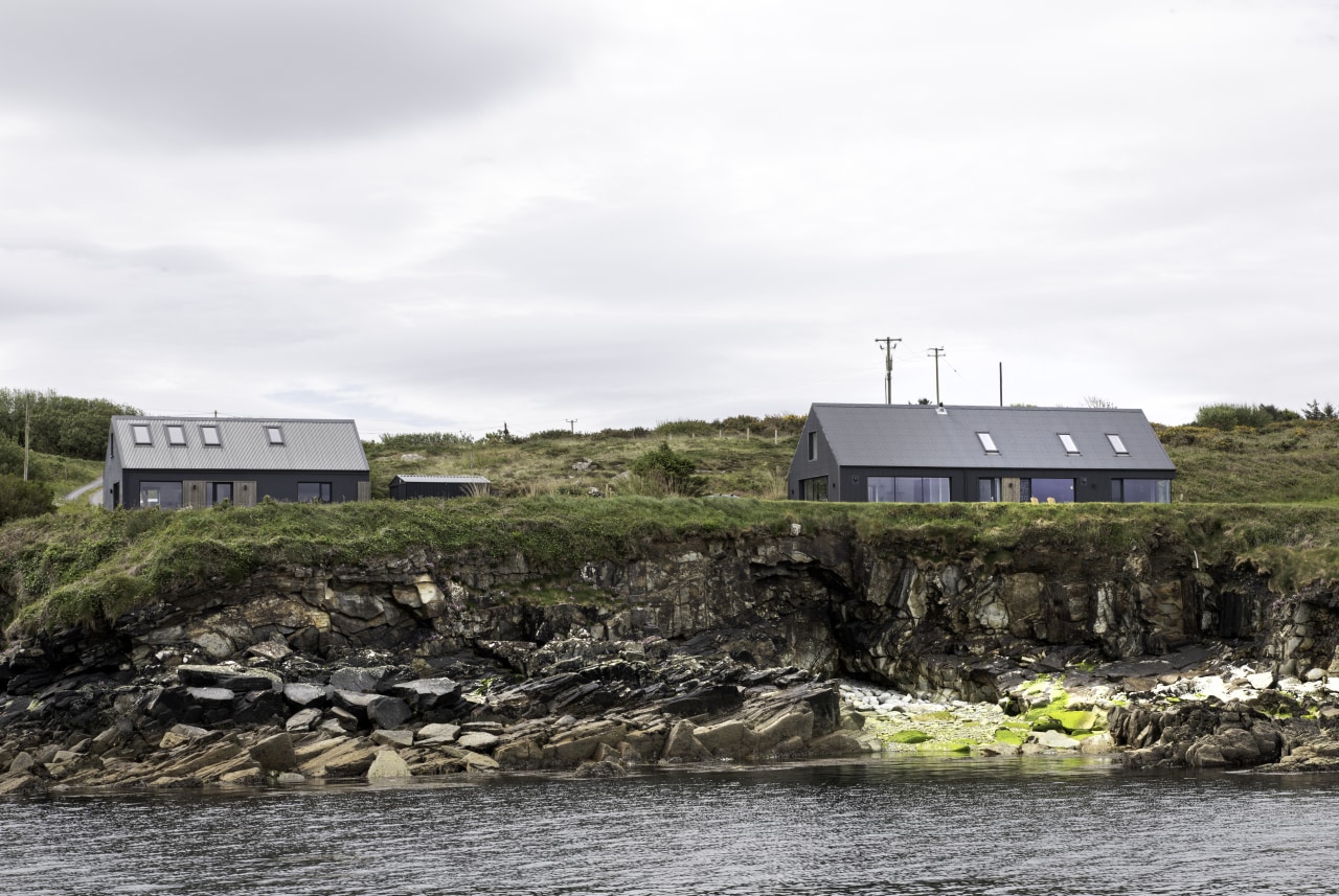 It was a ramshackle hut on the edge of a cliff. They made it a dream home.