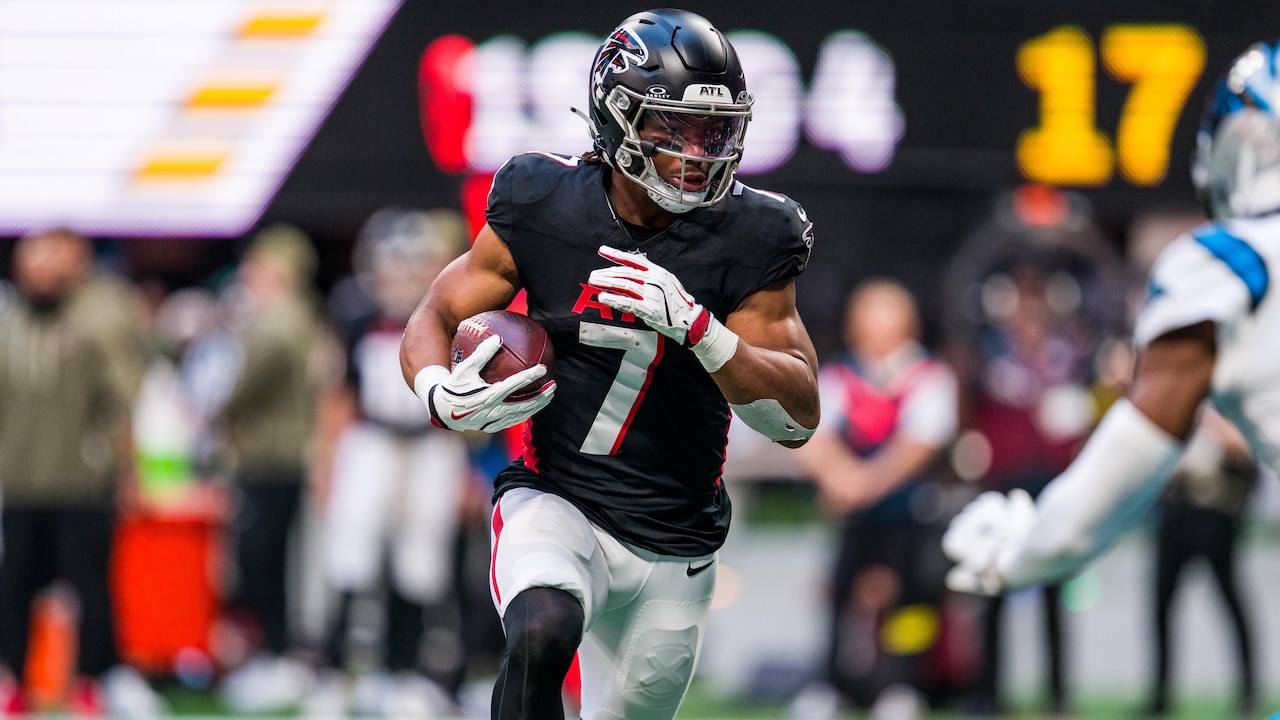 Bijan Robinson reveals Jahmyr Gibbs advice during contract talks, says Lions RB 'deserves it all'
