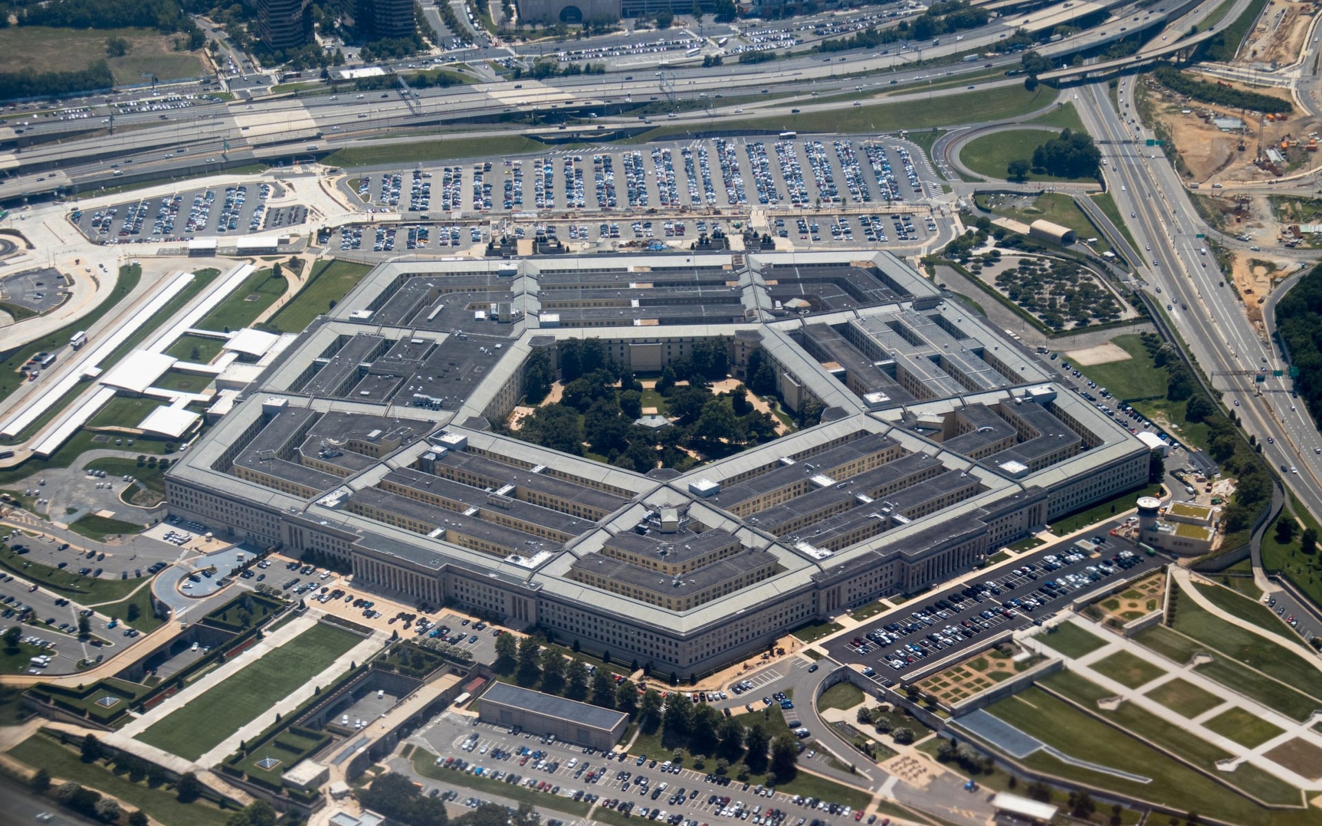 Pentagon draws up new nuclear weapons strategy for war with Russia and China
