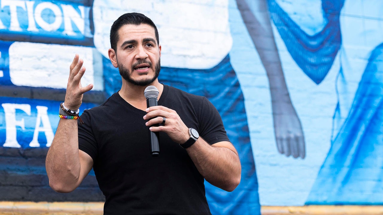 Inside Abdul El-Sayed's primary win against Haley Stevens in Michigan
