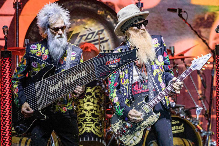 zz-top-abruptly-cancels-concert-hours-before-hollywood-bowl-show-over