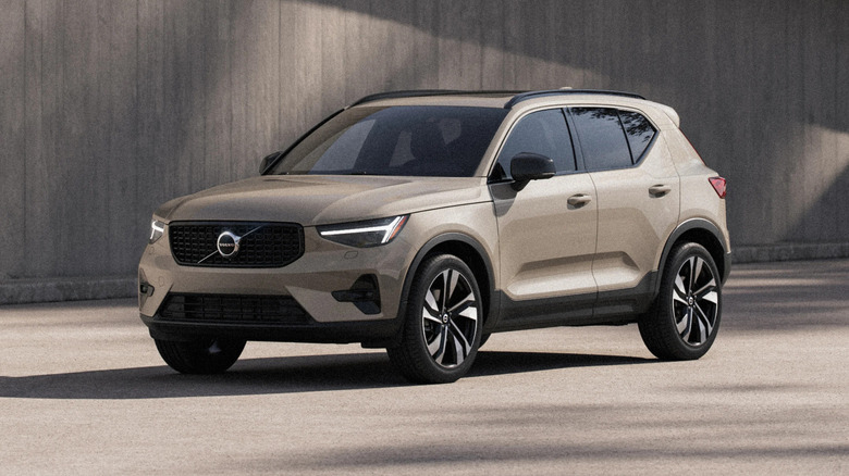 5 SUVs with better safety ratings than the Volvo XC40