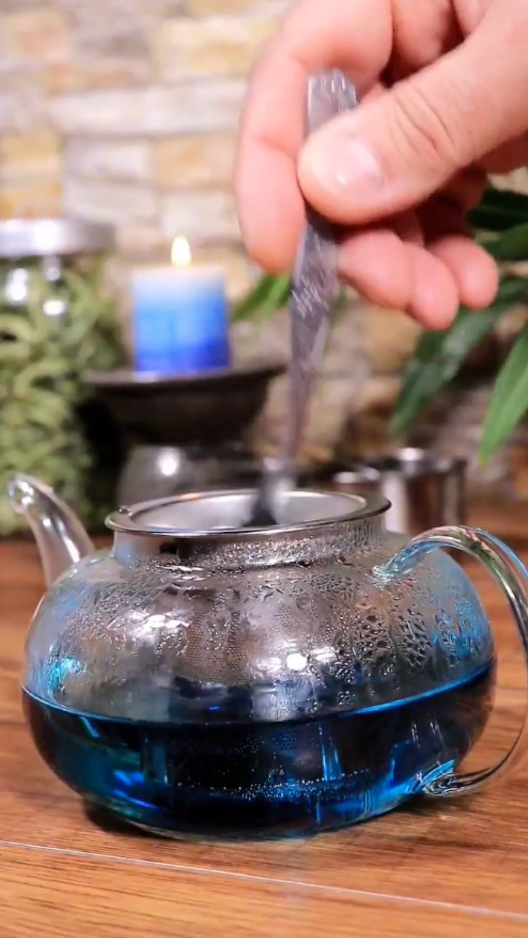 Butterfly pea tea iced drink that changes color like magic