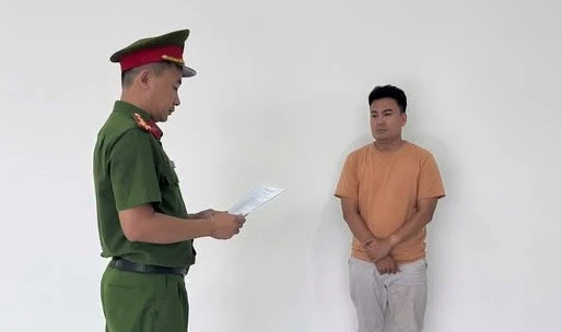 Chiếm đoạt tiền tỷ bằng chiêu lừa góp vốn mua tài sản ngân hàng thanh lý giá rẻ