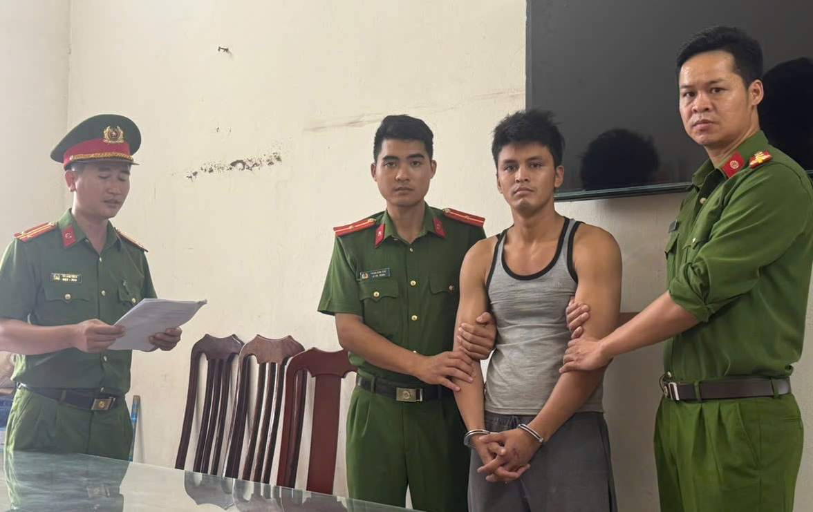 Bắt giữ đối tượng cướp giật điện thoại sau hơn 3 giờ gây án ở Hưng Yên