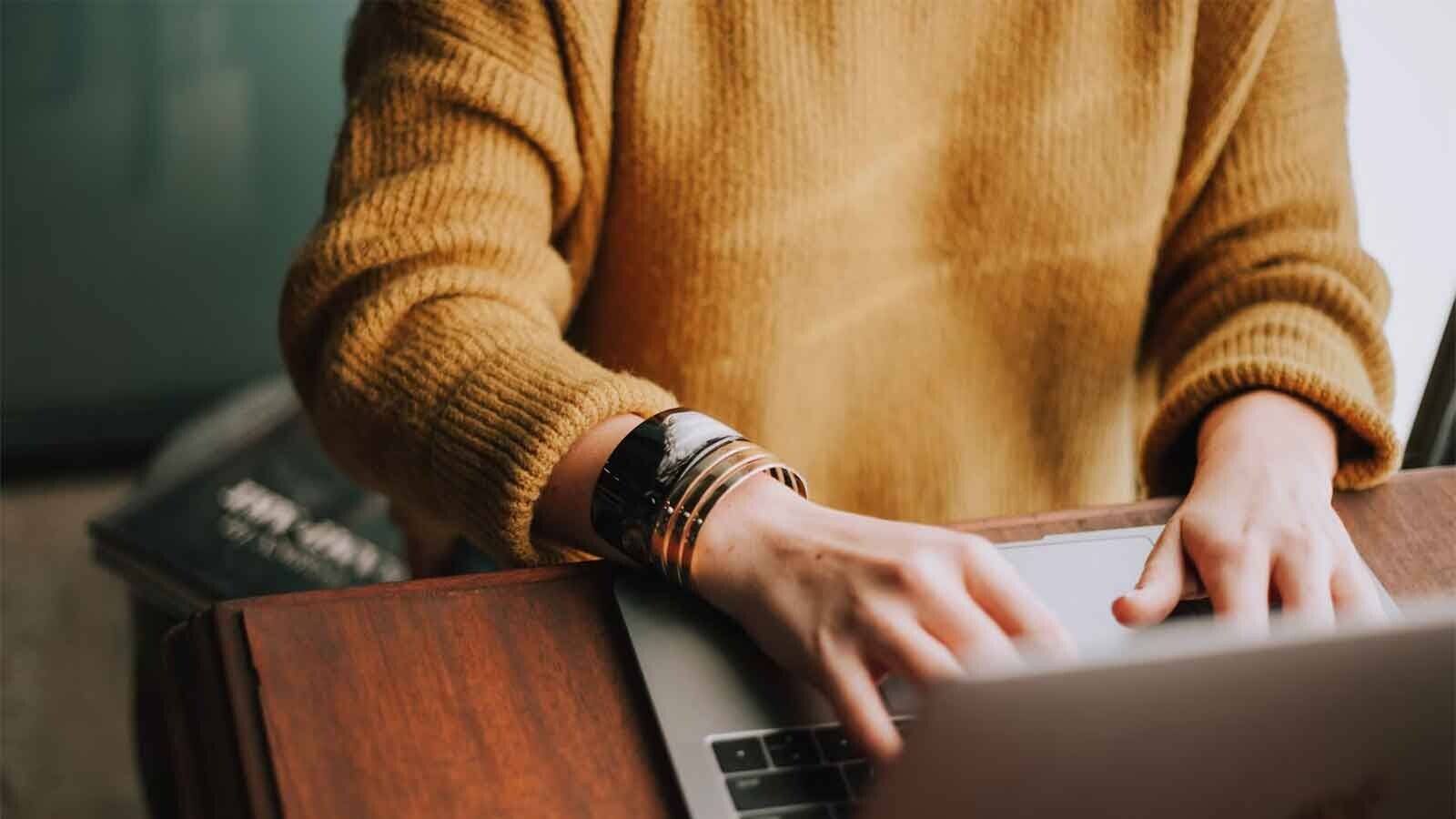 15 jobs & hobbies that are almost guaranteed to cause your divorce
