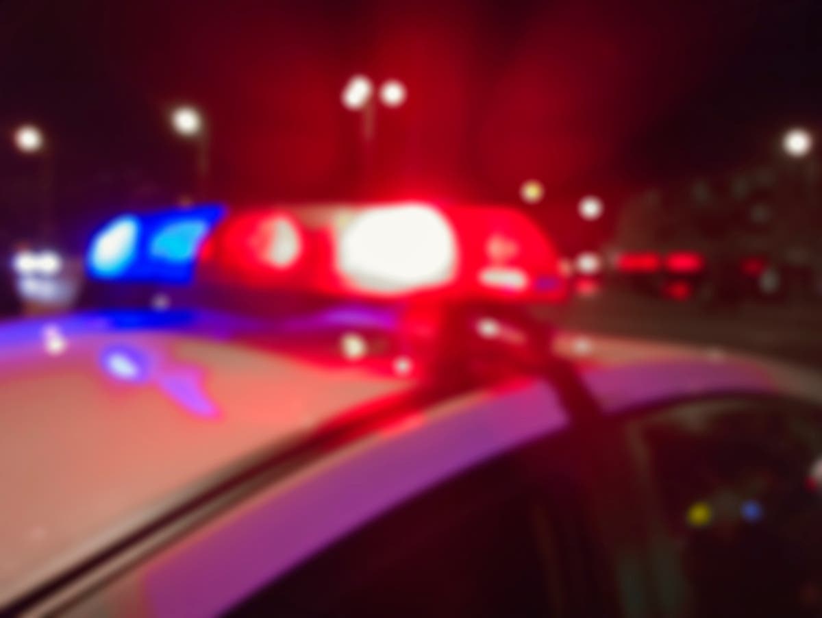 Uber driver stabbed in Mastic: Police