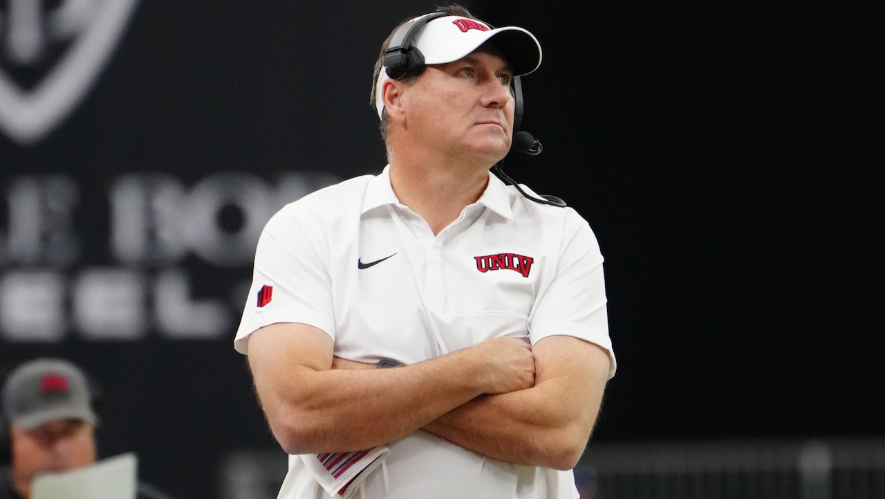 Dan Mullen trolls Florida for struggles after firing, makes bold claim about CFP