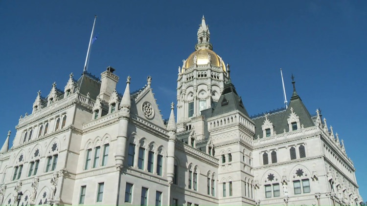 Connecticut Democrats face choice between past leadership and change in 1st Congressional District primary