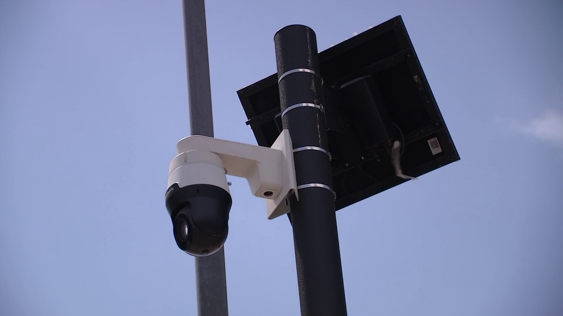 San Luis police chief defends Flock camera use at special council meeting