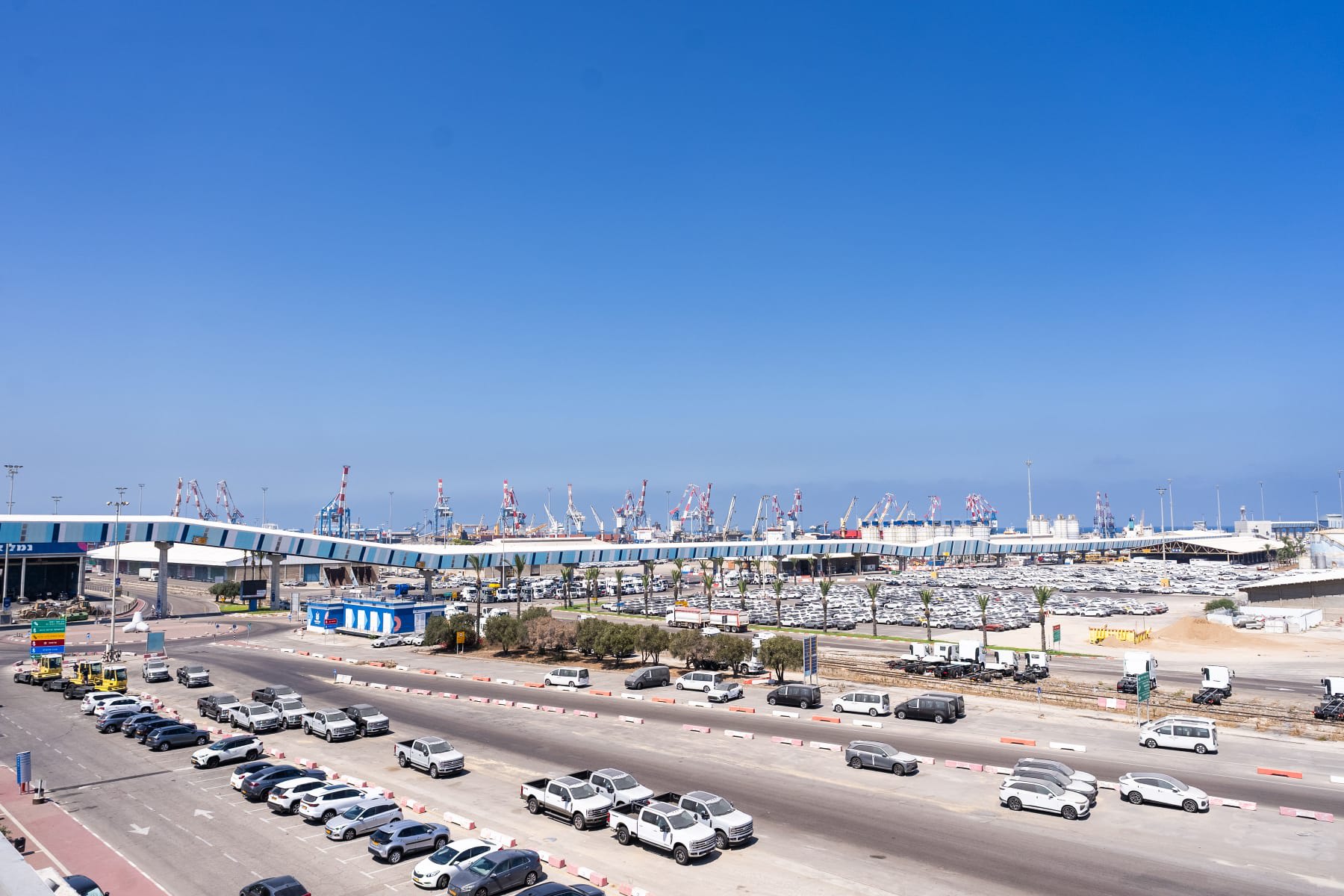 Ashdod Port launches international tender for double-jib cranes