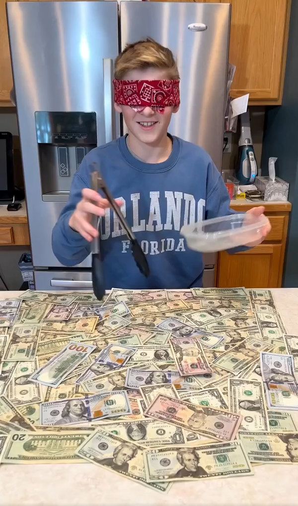 The cash grab game testing skill and timing