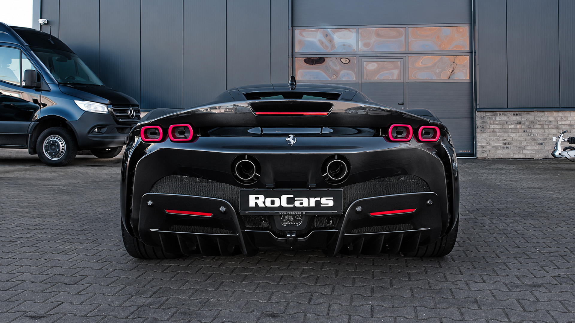 Ferrari SF90 Stradale van Novitec klinkt echt brutaal
